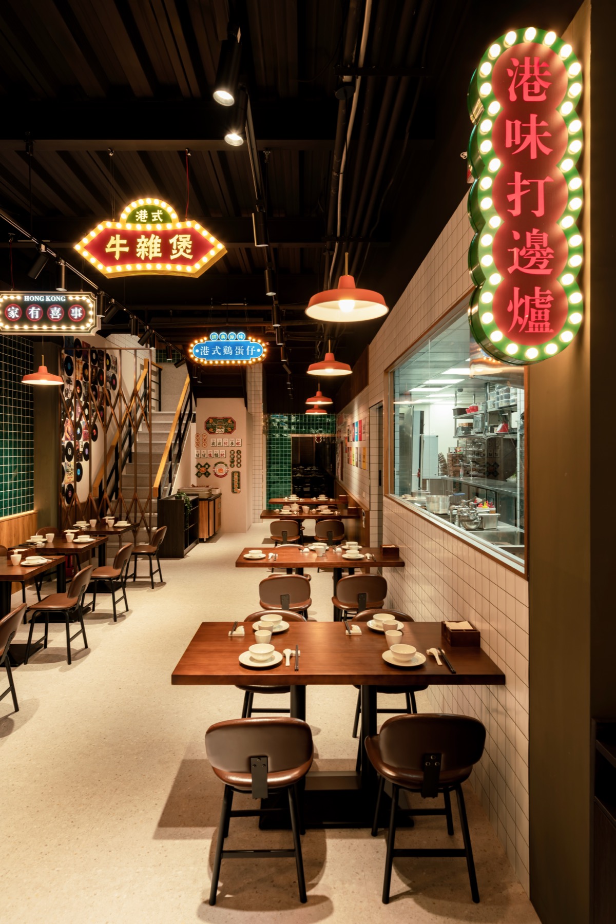 高雄港式茶餐廳：九龍城寨 空間細節